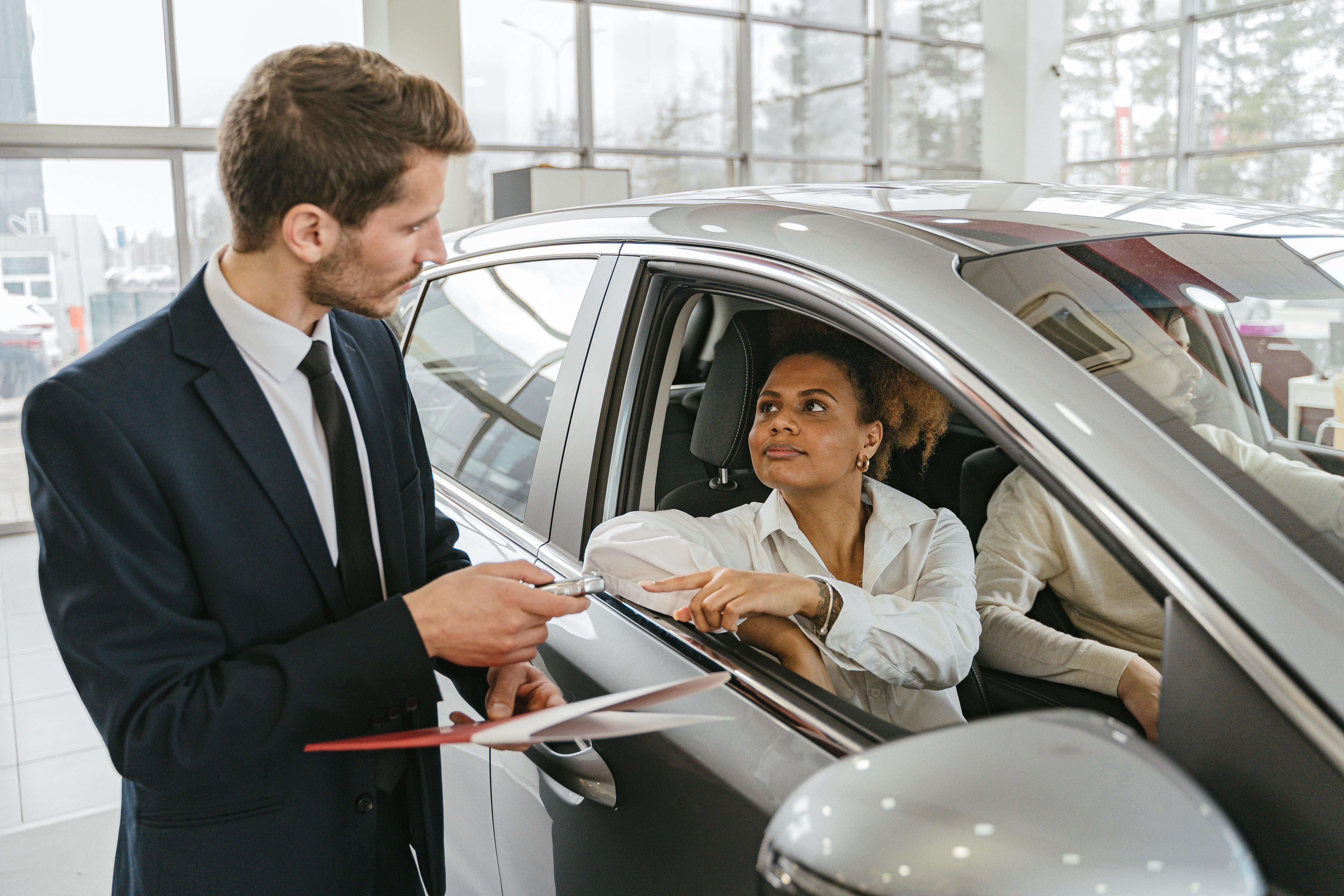 The True Cost of Leasing vs. Buying a Car Explained